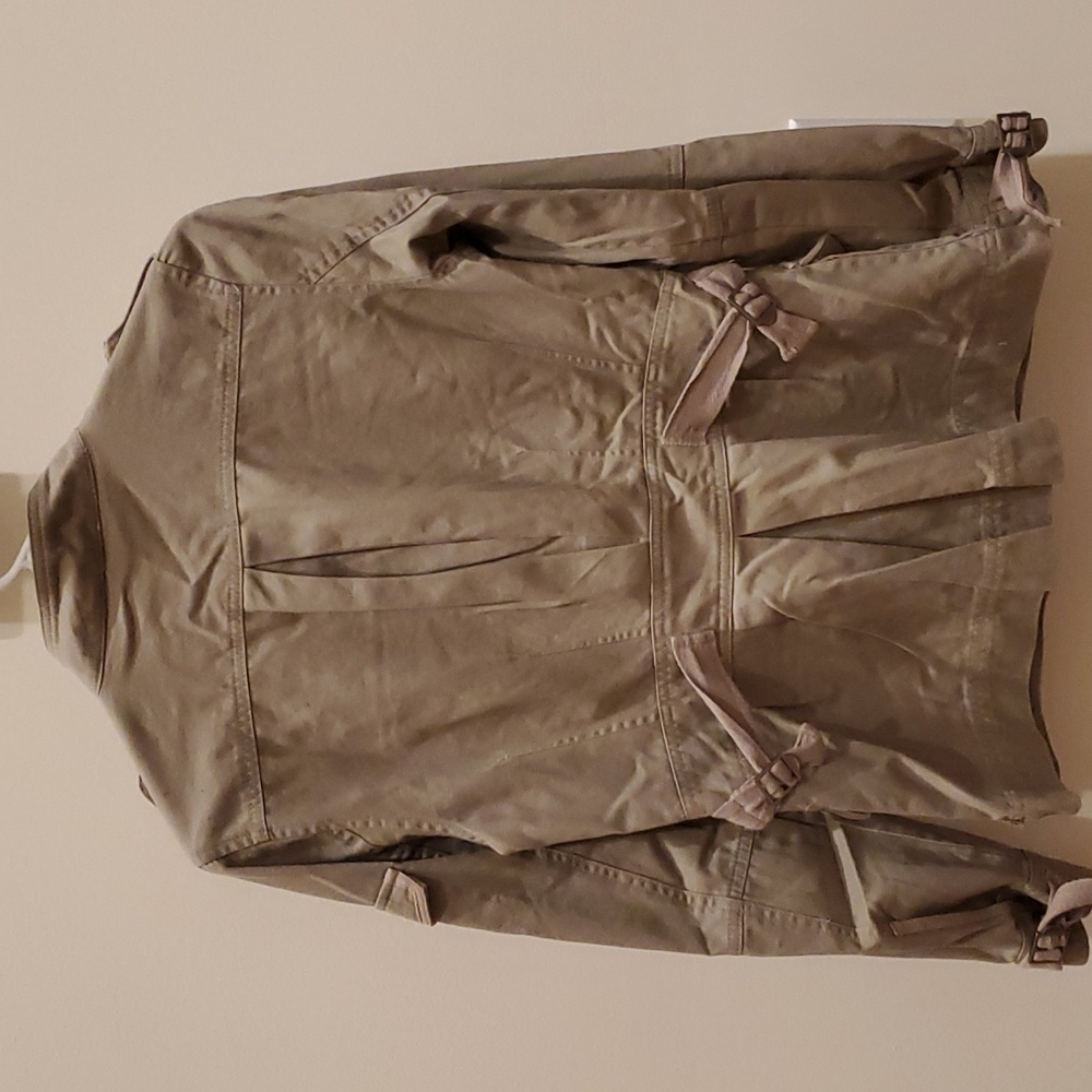 Khaki Button-Down Jacket With Pockets - image 5